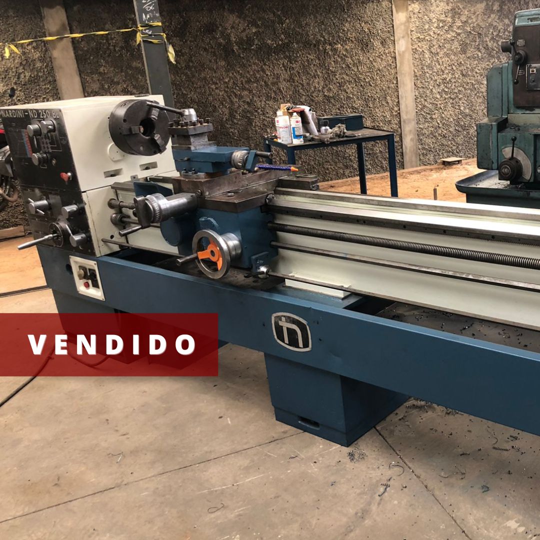 TORNO MECANICO NARDINI ND250 X 2000 mm REFORMADO